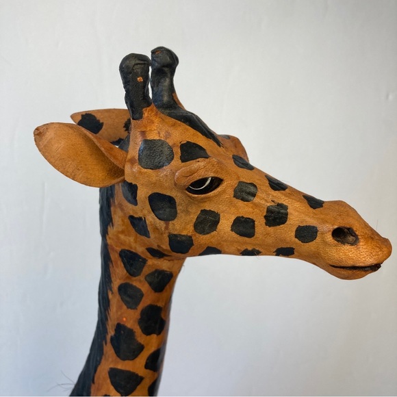 Handcrafted Wooden Giraffe Showpiece Figurine Statue For Home Office Decor 21” - Picture 4 of 6